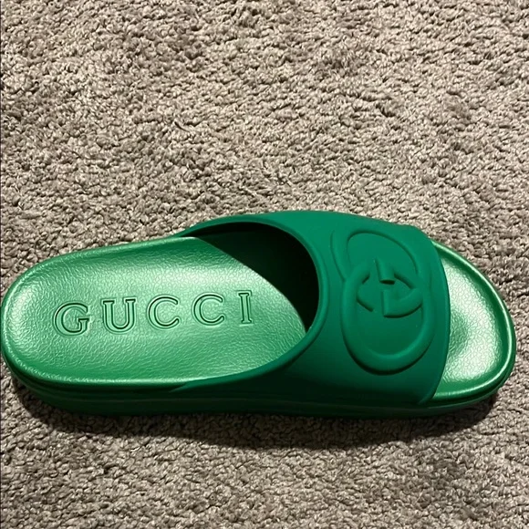 Gucci Emerald Green Logo Slides Gucci Satin Mule Heels Green GG Logo Open Toe | Mercari main image 4